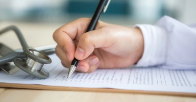 Capacitación en medicina en el campo legal