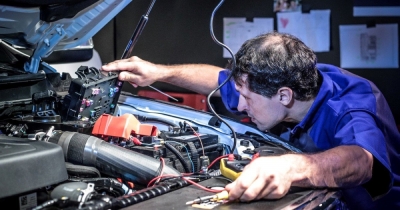 Diplomatura en Mecánico de diagnósticos Electrónicos de Última generación (Premium con Doble Certificación)