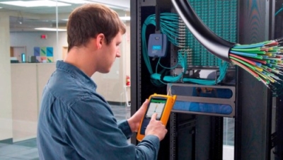 Técnico Auxiliar en Instalador de Fibra Óptica + IA